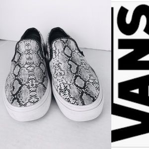 black snakeskin vans